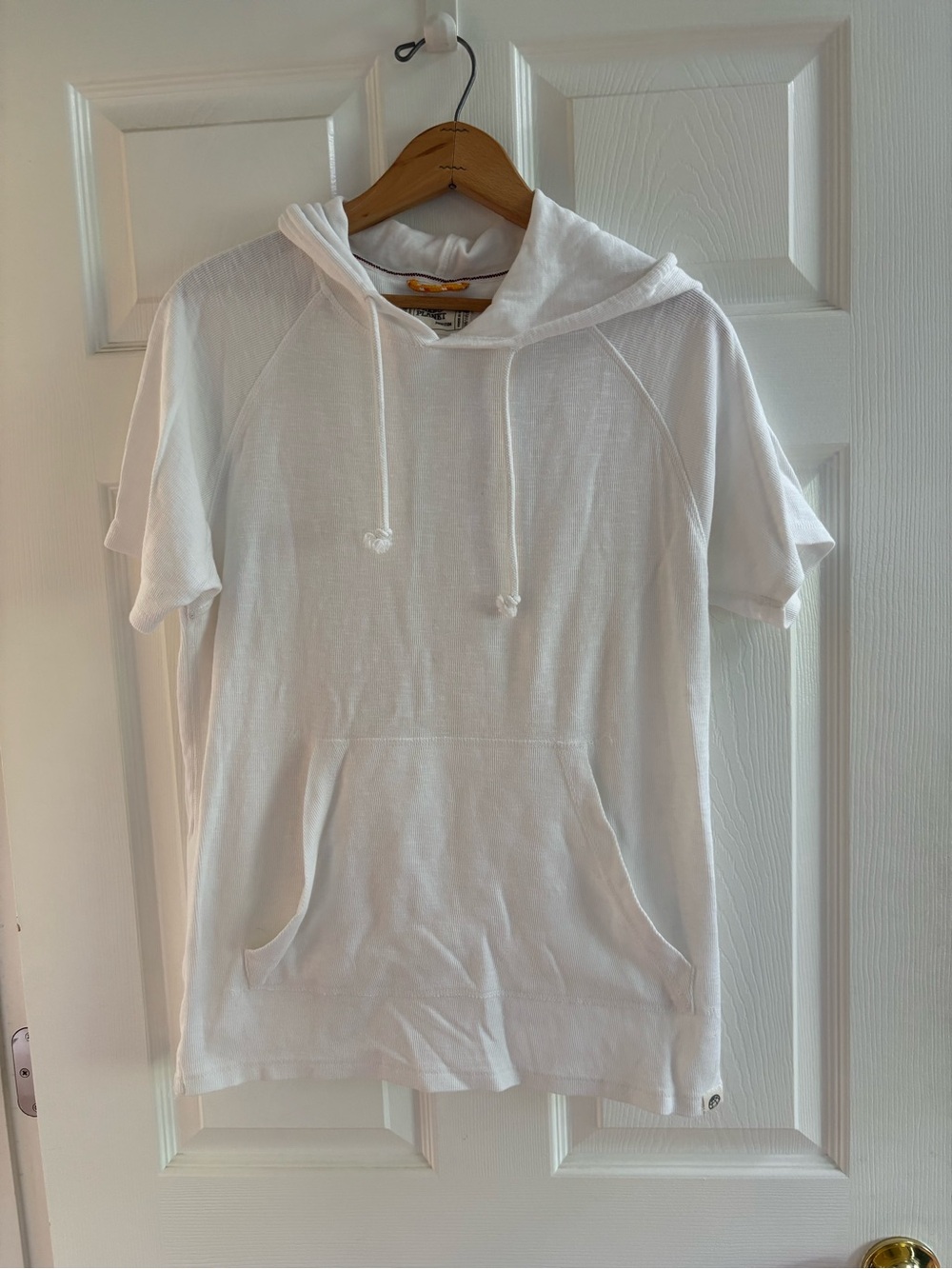 Free Planet Short Sleeve Hooded Shirt